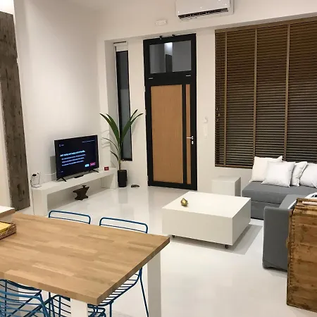 Fourteen Seasons House