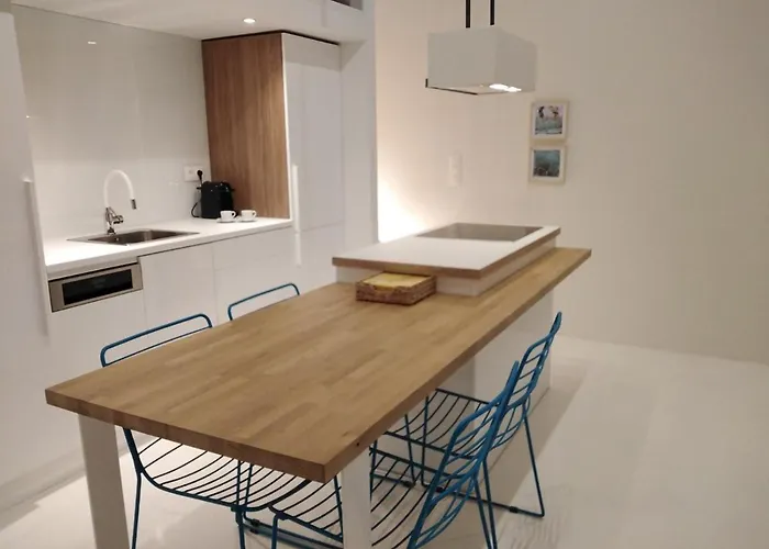 Fourteen Seasons House Apartment