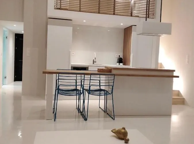 Fourteen Seasons House