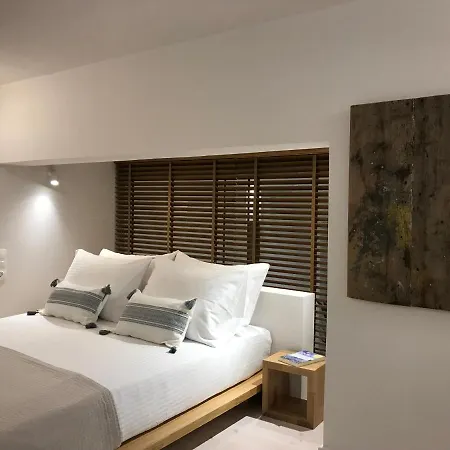 Fourteen Seasons House