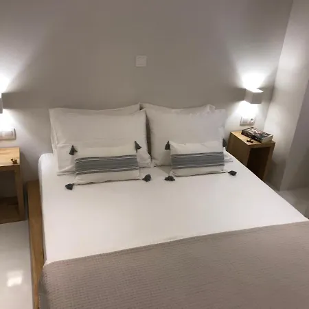 Fourteen Seasons House *